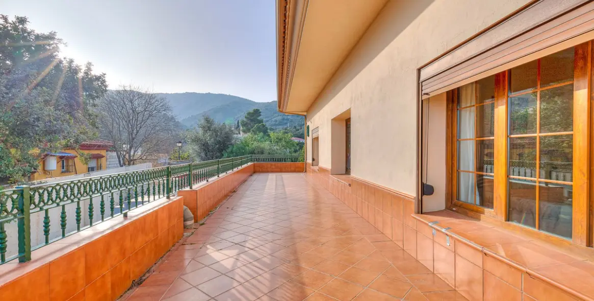 Sale of detached villa in Churriana 36
