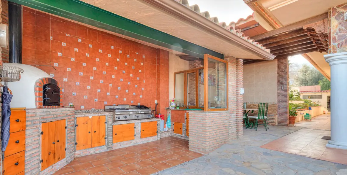 Sale of detached villa in Churriana 45