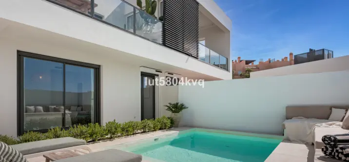 Venta de casa pareada en Riviera del Sol 0