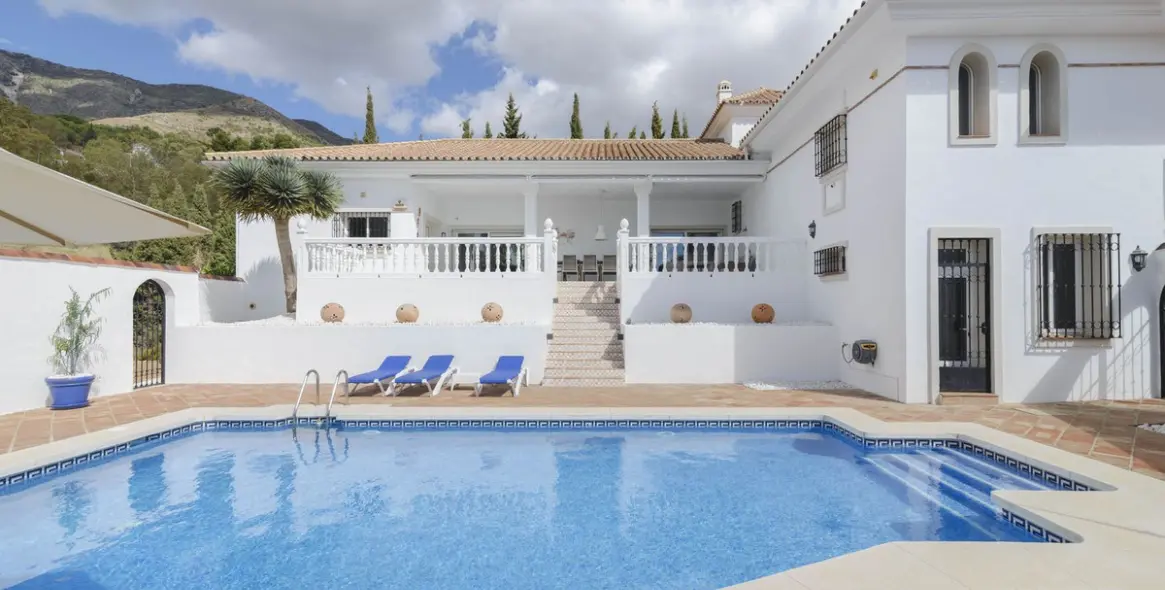 Venta de villa independiente en Valtocado 27