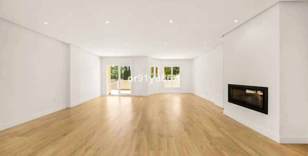 Venta de casa pareada en Nagüeles 4
