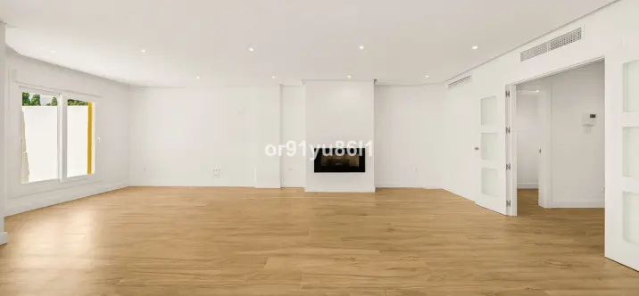 Venta de casa pareada en Nagüeles 4