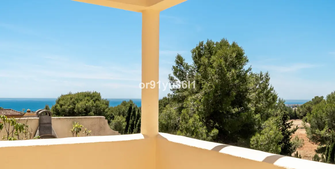 Venta de casa pareada en Nagüeles 21