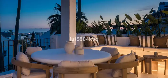 Venta de ático dúplex en Nueva Andalucía 3