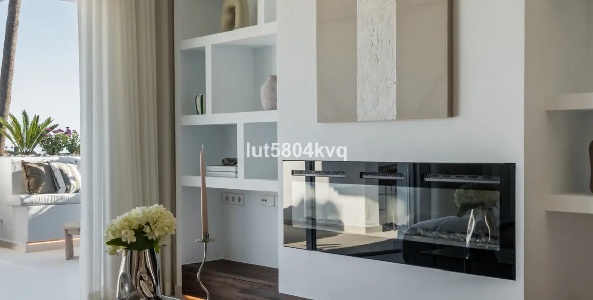 Venta de ático dúplex en Nueva Andalucía 55