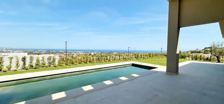 Venta de villa independiente en Benahavís 0