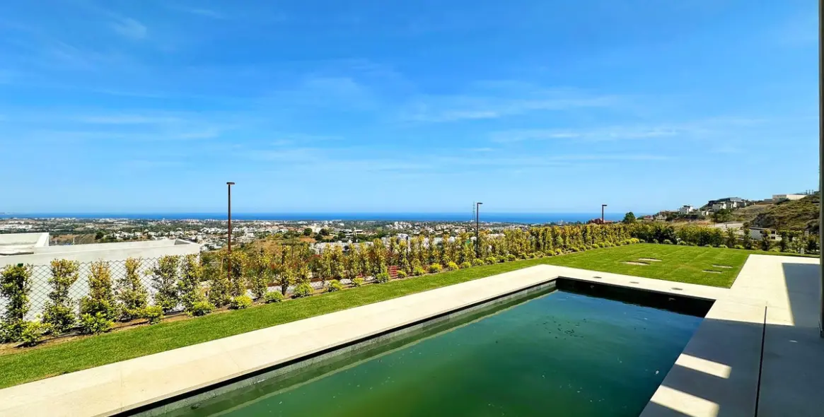 Venta de villa independiente en Benahavís 2