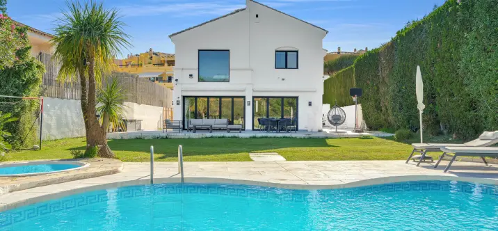 Venta de villa independiente en Guadalmina Alta 0