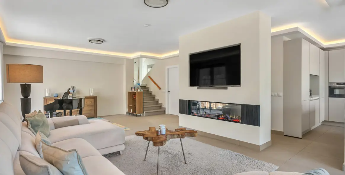 Sale of detached villa in Guadalmina Alta 4