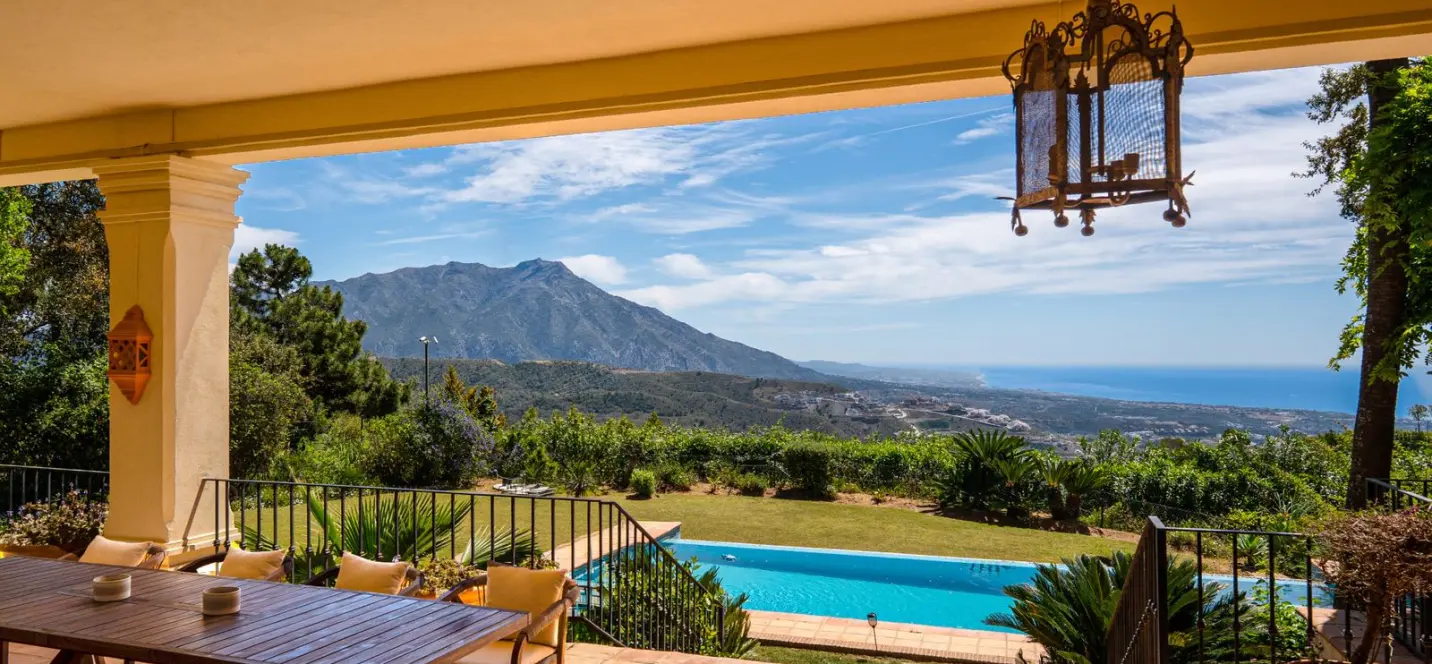 Sale of detached villa in La Zagaleta 2