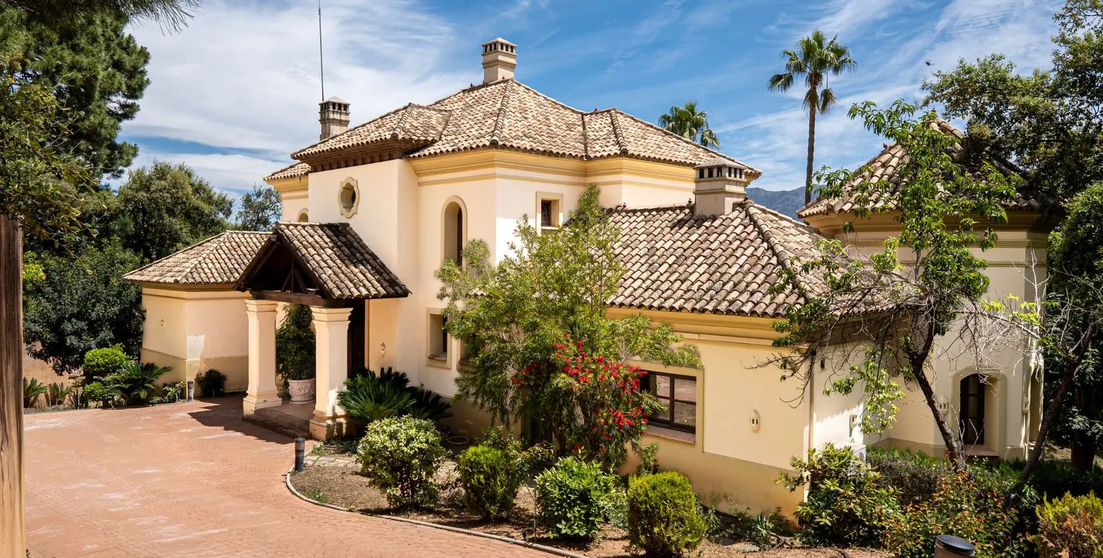 Sale of detached villa in La Zagaleta 63