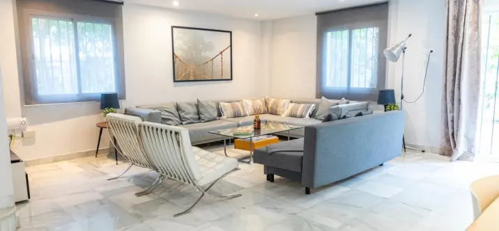 Long-term rent of semi-detached house in Nueva Andalucía 3