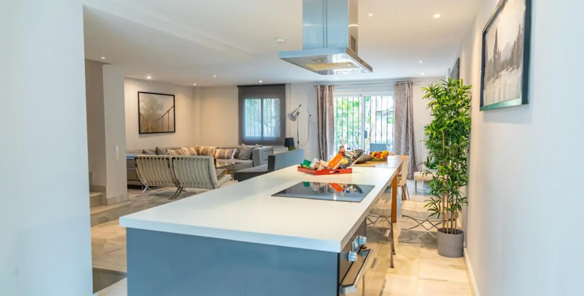 Long-term rent of semi-detached house in Nueva Andalucía 7