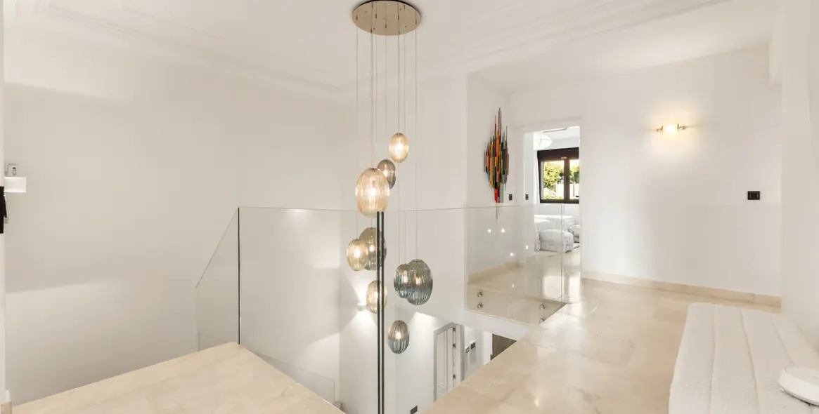 Long-term rent of semi-detached house in Nueva Andalucía 33