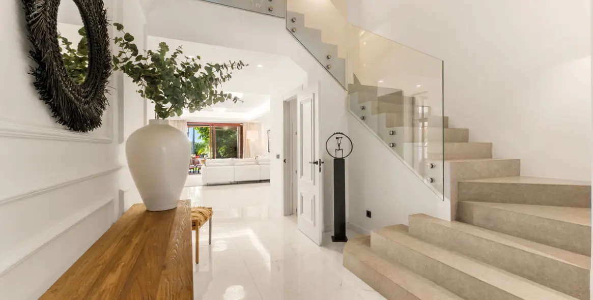 Long-term rent of semi-detached house in Nueva Andalucía 51