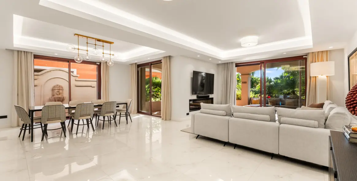 Long-term rent of semi-detached house in Nueva Andalucía 58