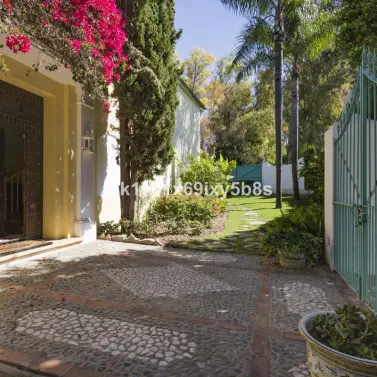 Long-term rent of detached villa in Marbella