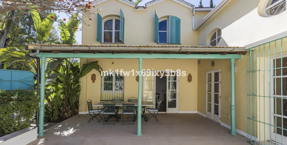 Long-term rent of detached villa in Marbella 17