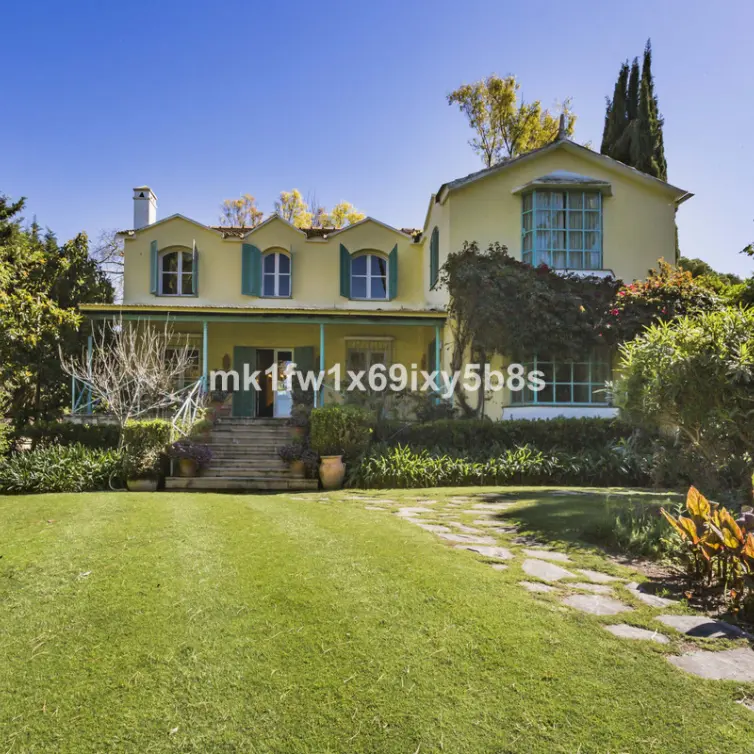 Long-term rent of detached villa in Marbella