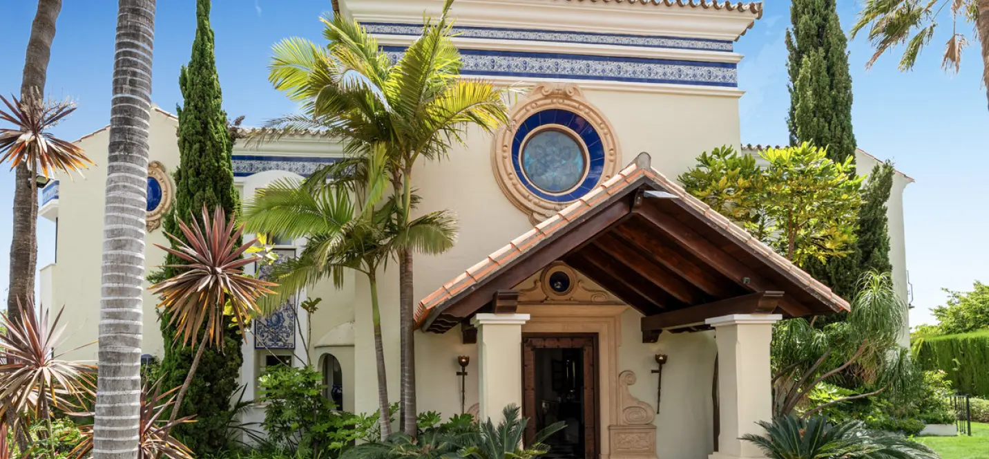 Short-term rent of detached villa in Benahavís 2