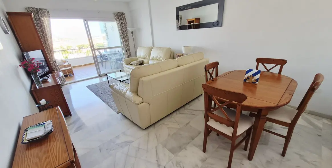 Продажа апартаментов на среднем этаже в Miraflores 11