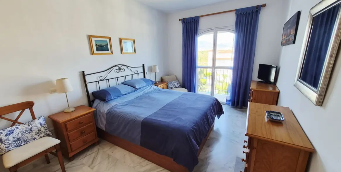 Продажа апартаментов на среднем этаже в Miraflores 14
