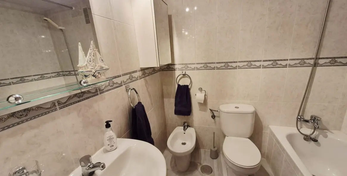 Продажа апартаментов на среднем этаже в Miraflores 19