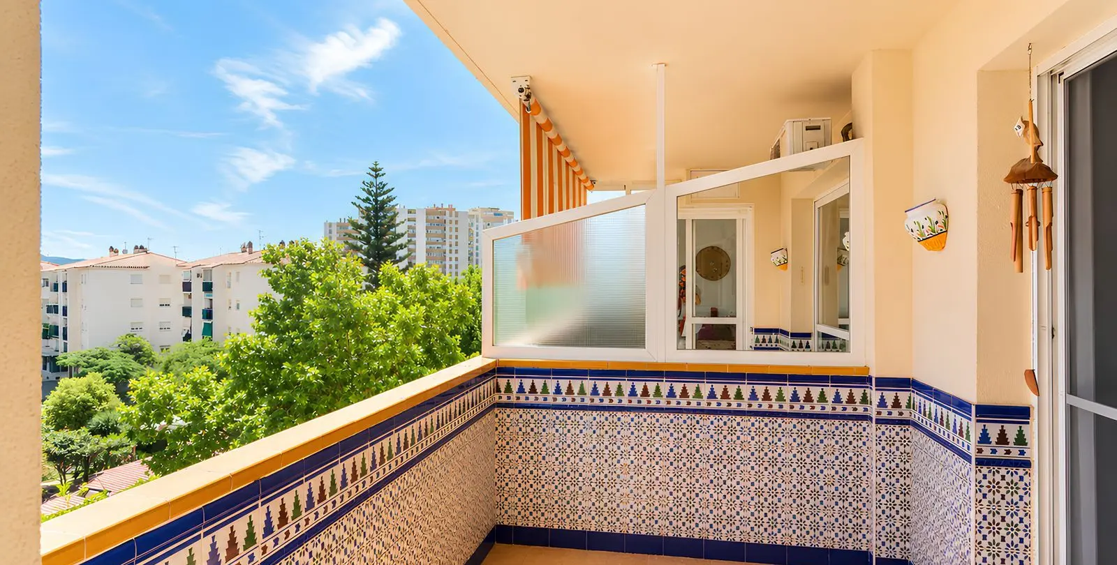 Продажа апартаментов на среднем этаже в Fuengirola 36