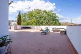 Image 4 thumb