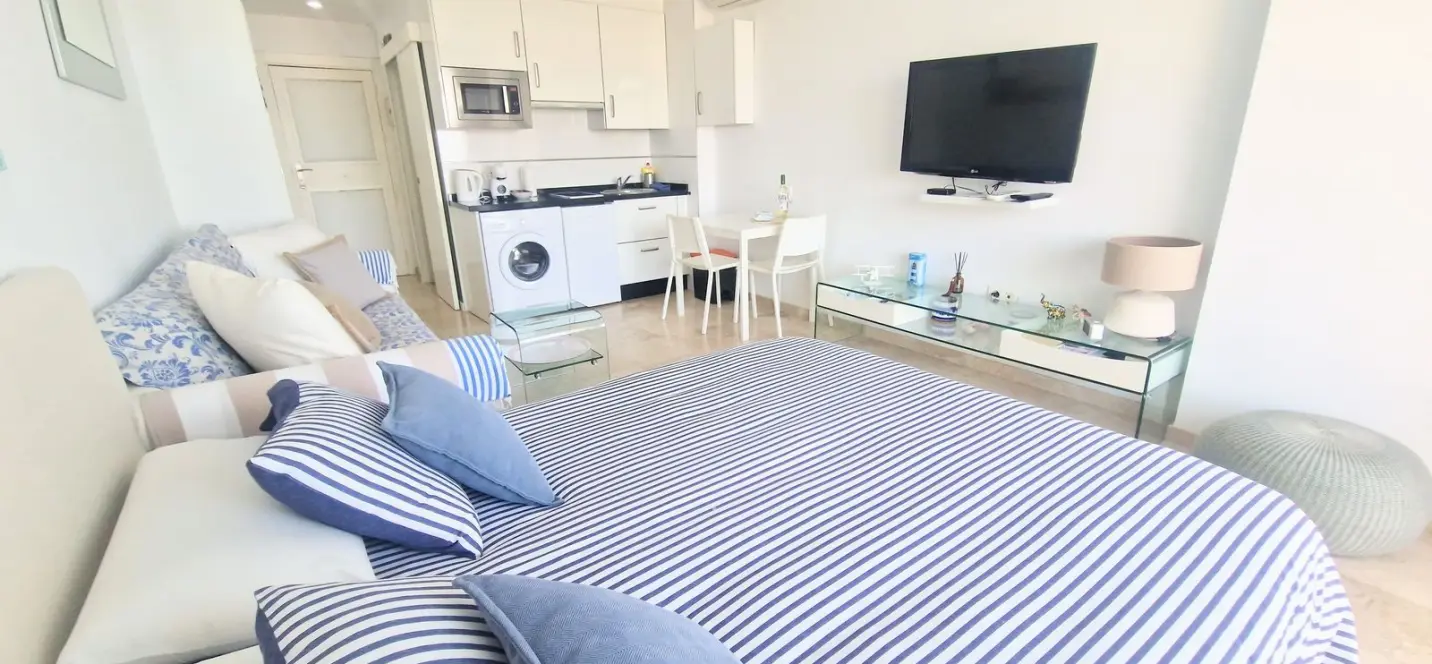 Sale of studio in Torremolinos 1