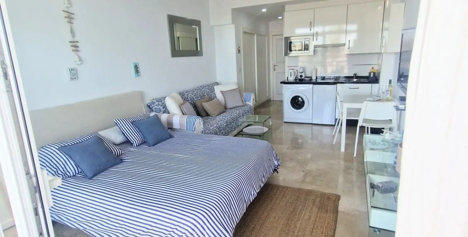 Sale of studio in Torremolinos 12