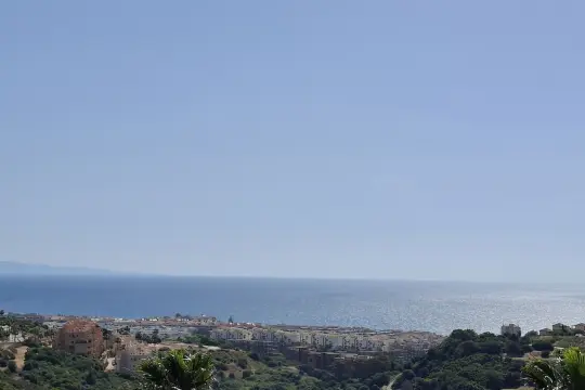Image 9 thumb