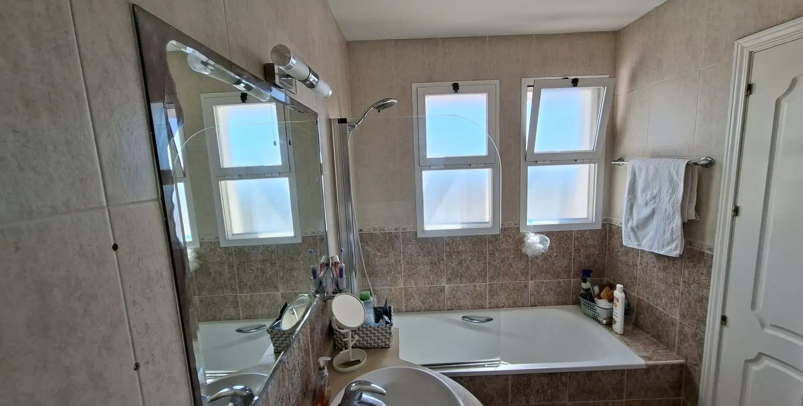 Venta de adosado en La Duquesa 33