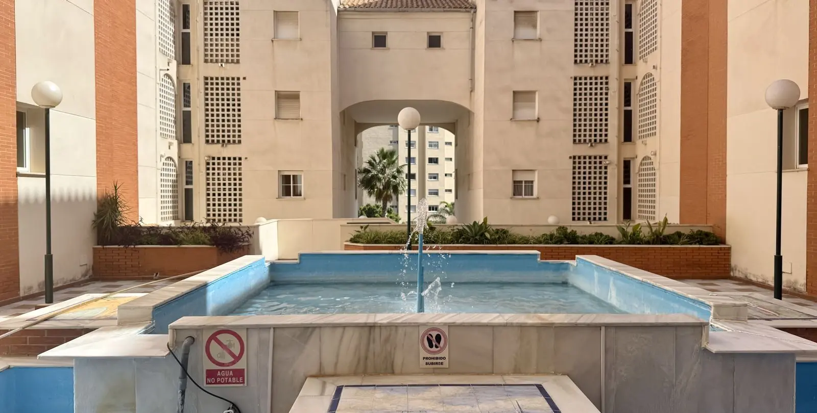 Продажа апартаментов на среднем этаже в Estepona 2