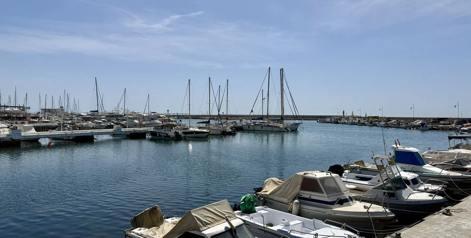 Продажа апартаментов на среднем этаже в Estepona 5