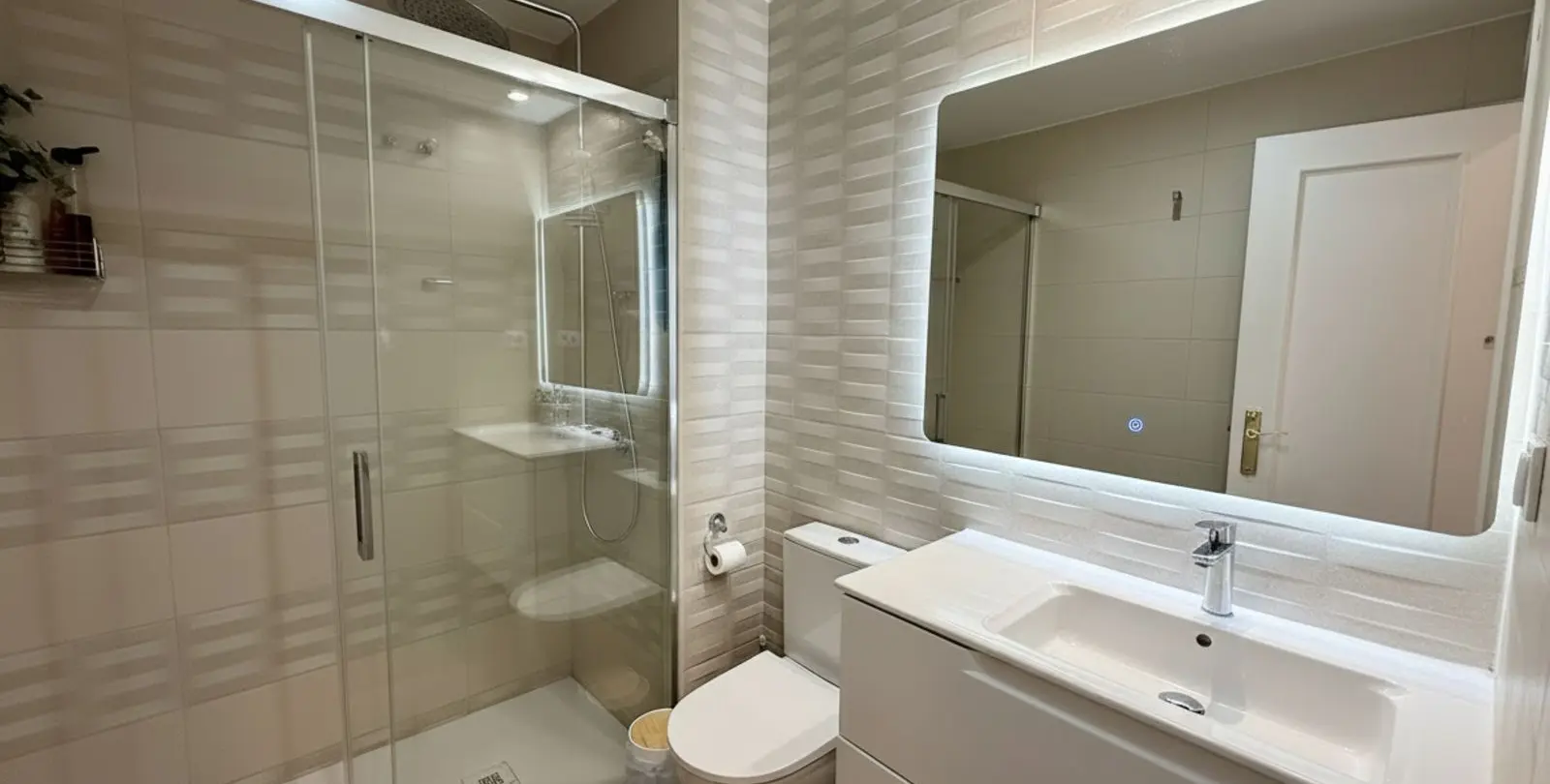 Продажа апартаментов на среднем этаже в Estepona 22