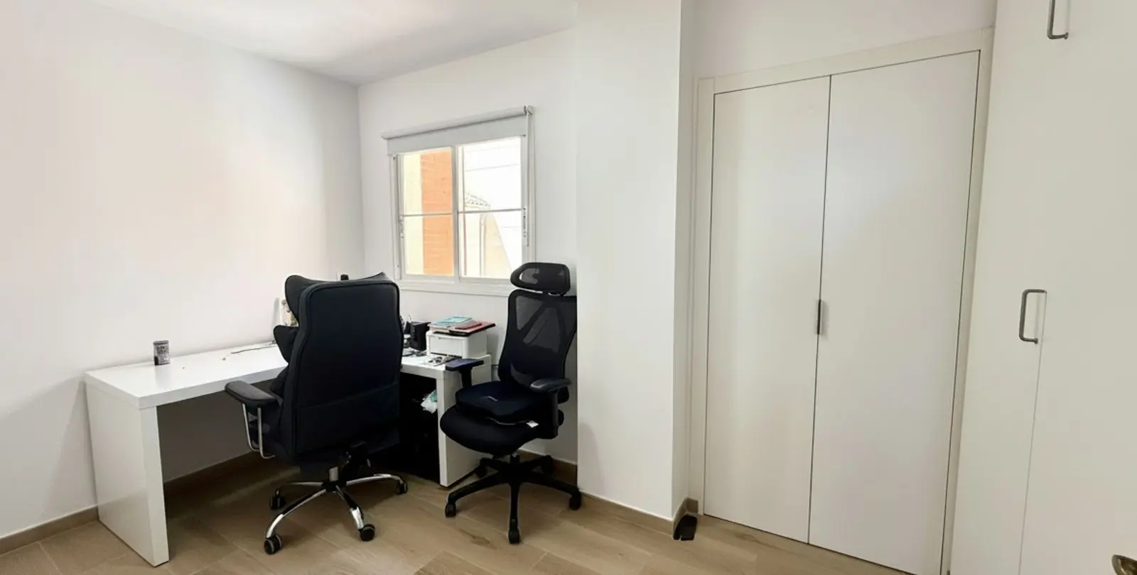Продажа апартаментов на среднем этаже в Estepona 25