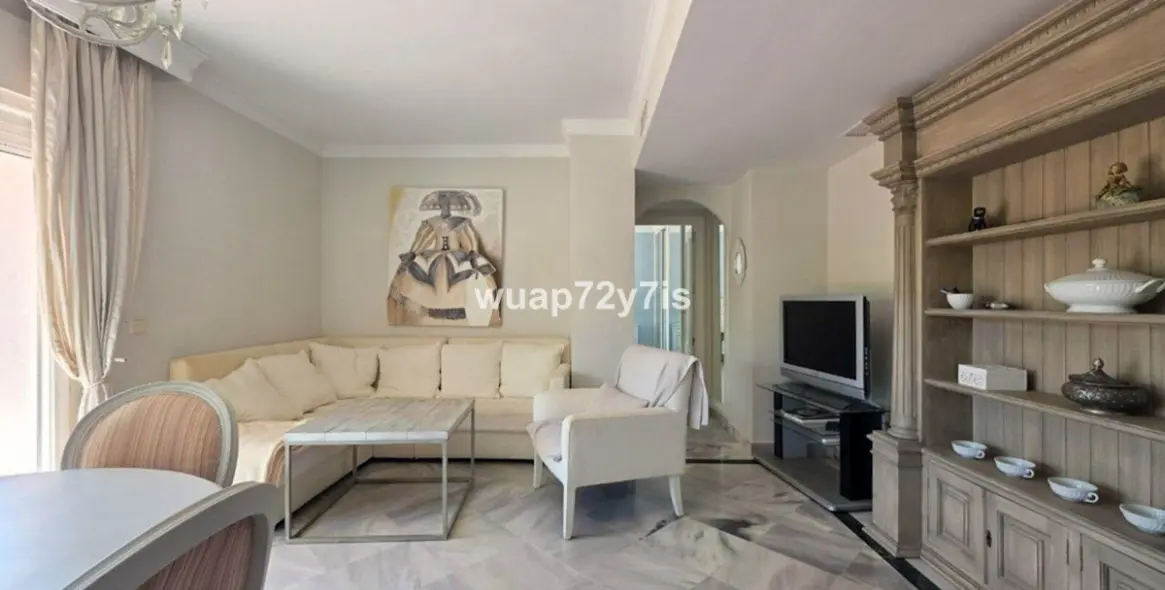 Sale of penthouse in Nueva Andalucía 4