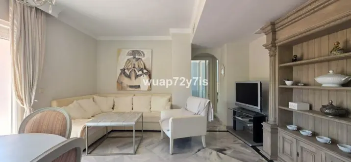 Sale of penthouse in Nueva Andalucía 3