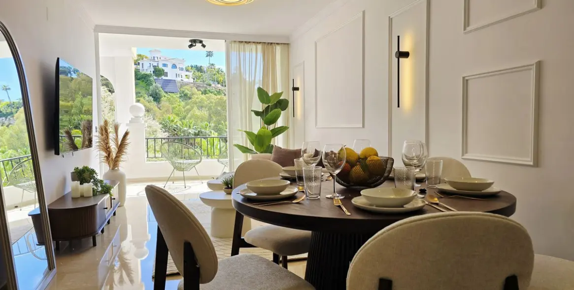 Продажа апартаментов на среднем этаже в La Quinta 15