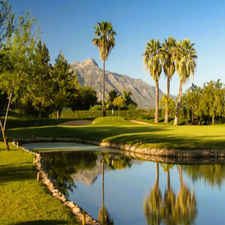 Sale of middle floor apartment in La Quinta