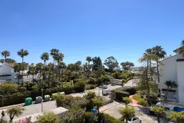 Image 6 thumb