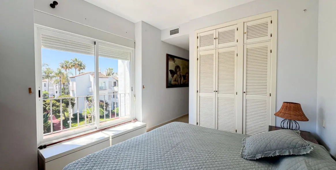 Sale of penthouse in Costalita 16