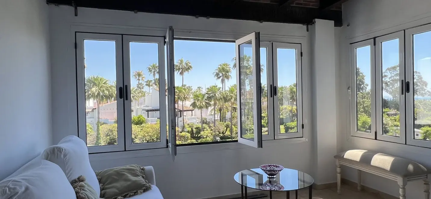 Sale of penthouse in Costalita 1