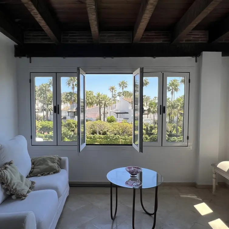 Sale of penthouse in Costalita