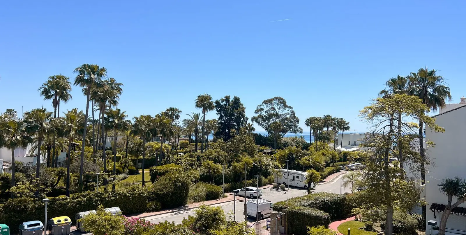 Sale of penthouse in Costalita 5