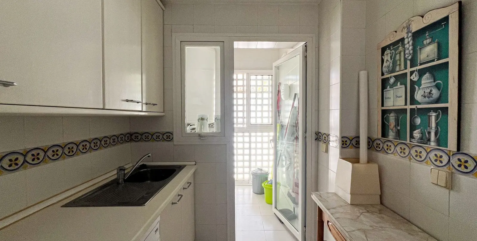 Sale of penthouse in Costalita 14