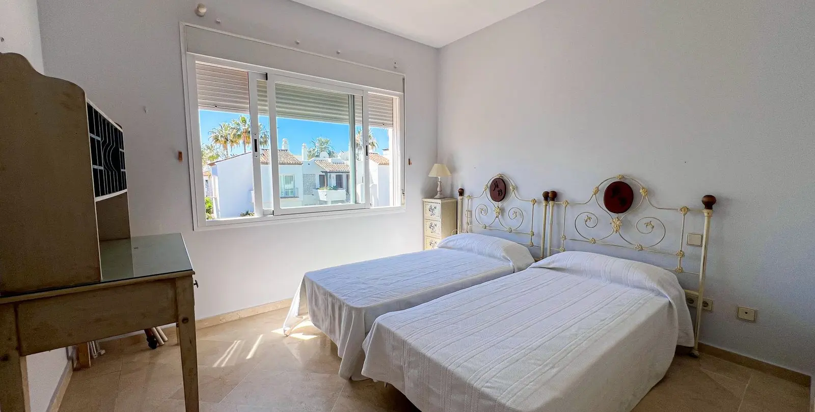 Sale of penthouse in Costalita 21