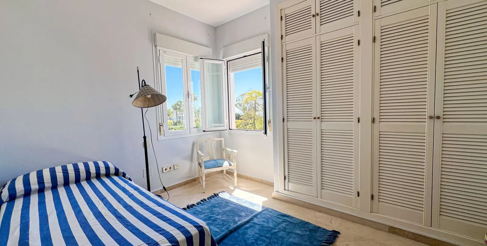 Sale of penthouse in Costalita 27