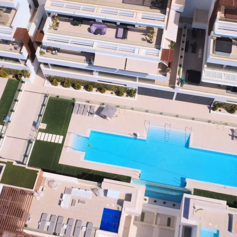 Sale of ground floor apartment in Estepona